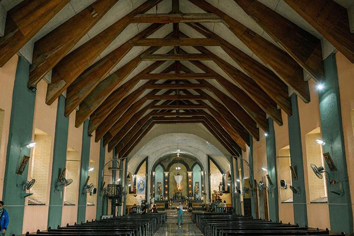 Inside Sto. Domingo de Guzman Church