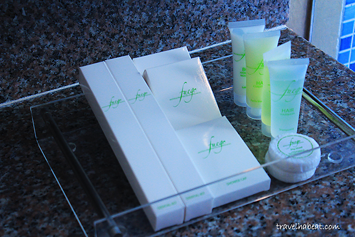 Complete toiletries.