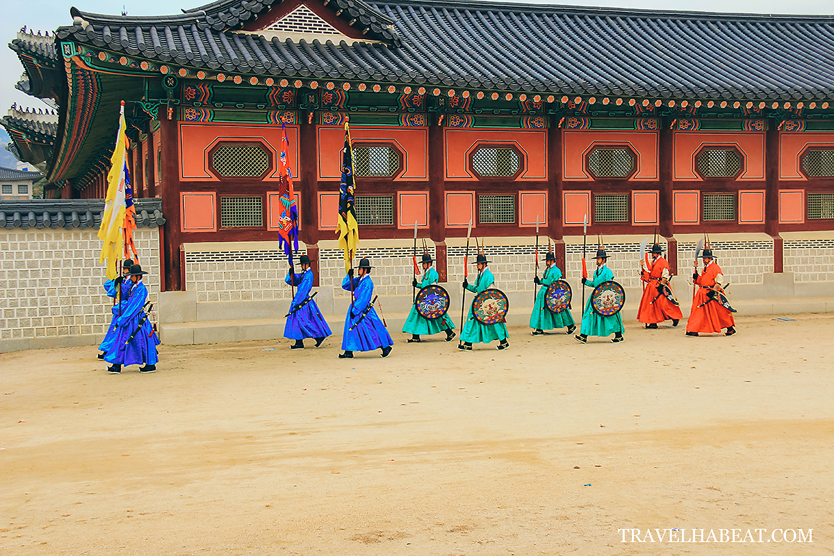 Royal Guard Changing Ceremony at Gyeongbukgung Palace