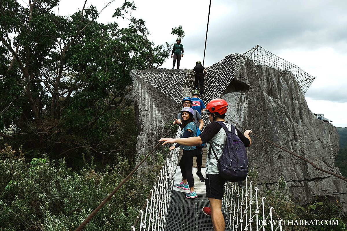 Climbing Ditse with a rope ladder.