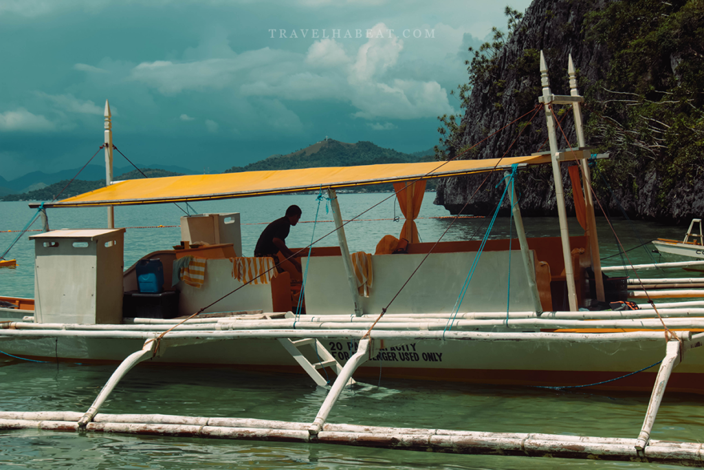 Coron island hopping boat ride