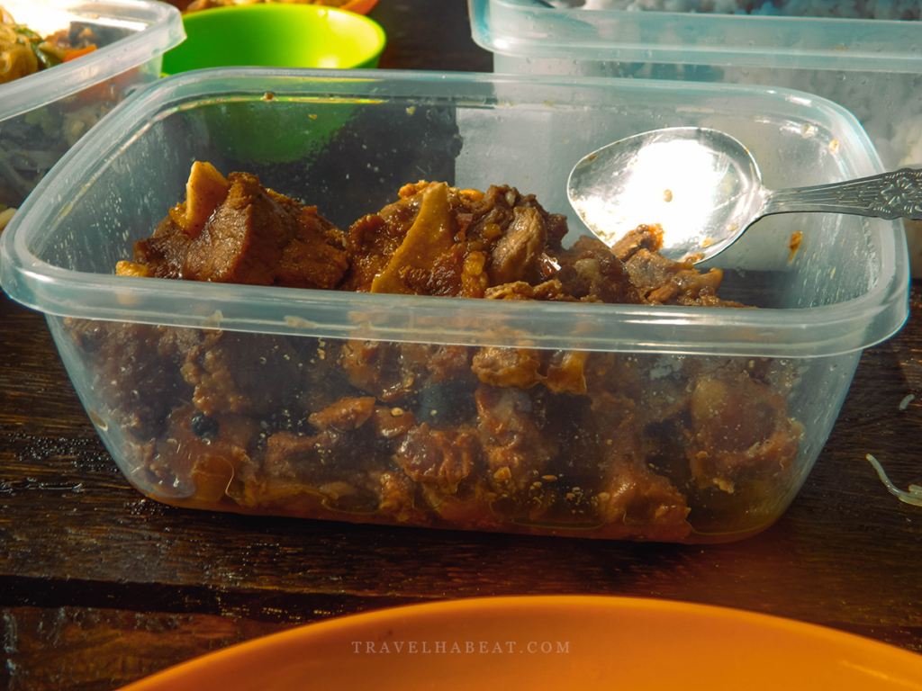 Packed island hopping lunch - adobo. Yum!