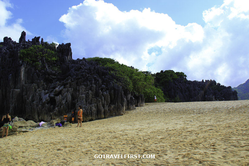 Caramoan Island Hopping - Lahos Island